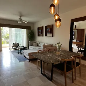 Apartamento Beachfront 2 Bedroom In Playa Royale Resort, Nuevo Vallarta